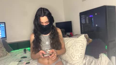 skinny_dior online show from January 18, 2:26 am