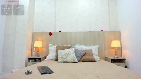 Isabela online show from February 22, 11:24 am