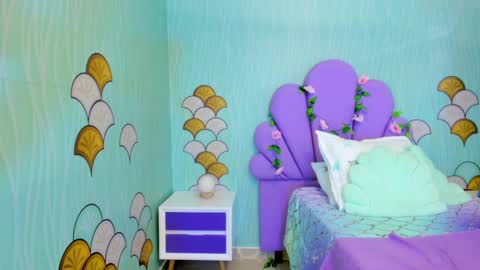   online show from January 27, 1:09 pm