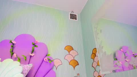   online show from January 30, 1:21 pm