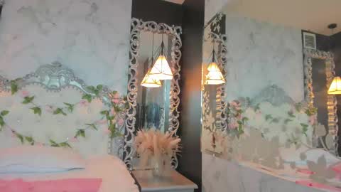   online show from February 15, 4:23 pm