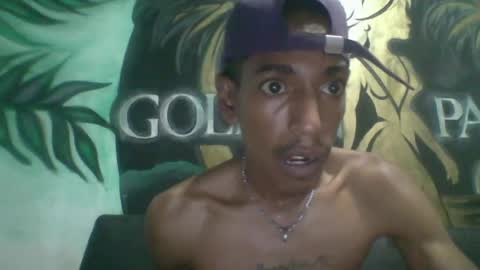 Snapshot of skinny_long_cock chatting on August 6, 2:13 am Albert online show from August 6, 2:13 am