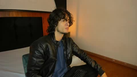 Mac online show from April 2, 1:53 pm