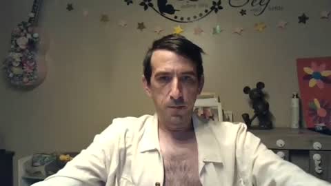 Snapshot of skinnybigcock2 chatting on June 19, 2:16 am SkinnyBigCock2 online show from June 19, 2:16 am