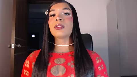 Snapshot of skinnyflak7 chatting on October 15, 5:40 am jesica online show from October 15, 5:40 am