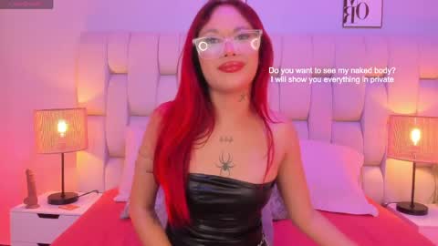 Foxy online show from May 6, 8:25 pm