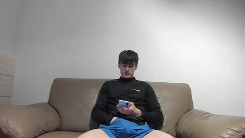 Snapshot of skinnyguywithbigd chatting on October 16, 12:50 pm skinnyguywithbigd online show from October 16, 12:50 pm