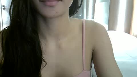skinnykittencam online show from September 19, 12:02 am