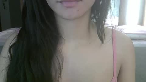 skinnykittencam online show from April 23, 3:08 am