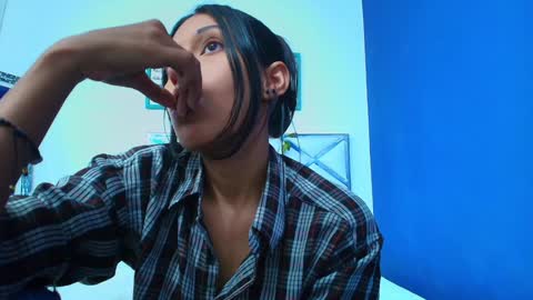 Karla  online show from December 28, 6:17 am