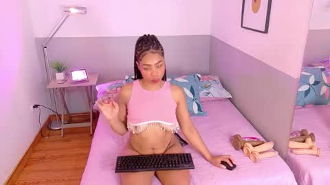 Snapshot of skinnysamantha chatting on May 15, 2:51 am SAMANTHA online show from May 15, 2:51 am