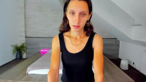 Julia online show from September 30, 4:28 am