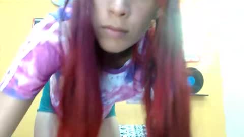 Snapshot of skinnyverus18 chatting on November 23, 7:02 pm VERUS online show from November 23, 7:02 pm