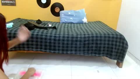 Snapshot of skinnyverus18 chatting on November 27, 7:16 pm VERUS online show from November 27, 7:16 pm