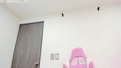 Skinny online show from February 1, 9:00 am