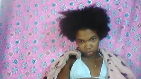skinygirl2 online show from July 5, 4:19 am