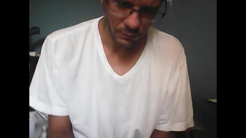 Easy-E online show from October 5, 5:22 pm