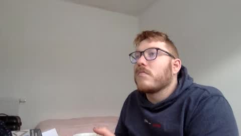 Snapshot of sklave_s chatting on January 27, 12:37 pm sklave_s online show from January 27, 12:37 pm