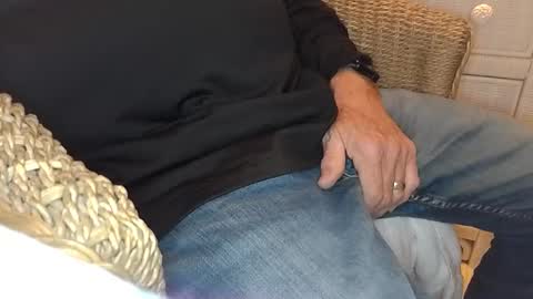 skr235 online show from December 2, 3:12 am