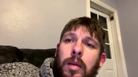 skuzzy25 online show from December 26, 2:01 am