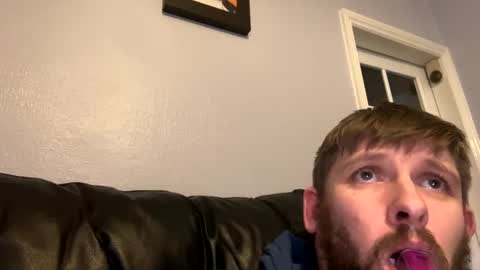 skuzzy25 online show from December 29, 1:13 am