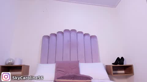 Snapshot of sky_caroline chatting on February 15, 2:33 pm Sky Caroline online show from February 15, 2:33 pm