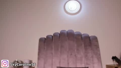 Snapshot of sky_caroline chatting on March 5, 11:38 am Sky Caroline online show from March 5, 11:38 am