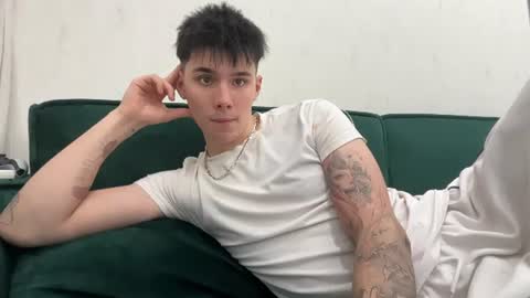 Snapshot of sky_hexx chatting on July 24, 9:07 am Roby online show from July 24, 9:07 am