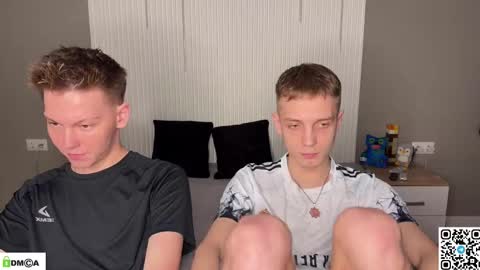 sky_hunter online show from January 19, 4:00 pm