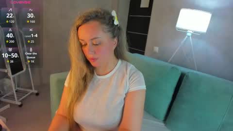 Snapshot of sky_kuper chatting on July 7, 12:57 am Sky online show from July 7, 12:57 am