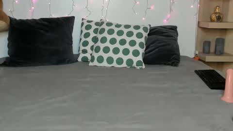 sky_sasha online show from March 3, 4:24 pm