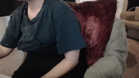 SKYLE   online show from September 27, 4:34 pm