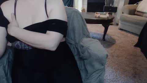 SKYLE   online show from March 1, 8:00 pm