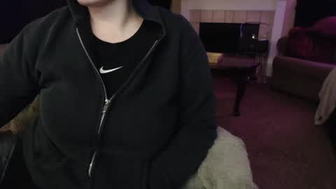 SKYLE   online show from April 21, 1:53 am