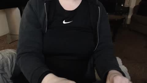 SKYLE   online show from April 22, 8:39 am