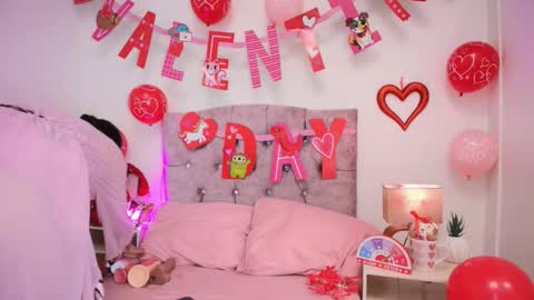 skye moore online show from February 14, 7:21 pm