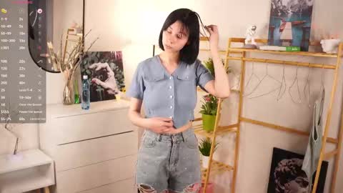 Melissa online show from October 15, 7:41 am