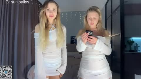 Skye online show from April 10, 7:51 pm