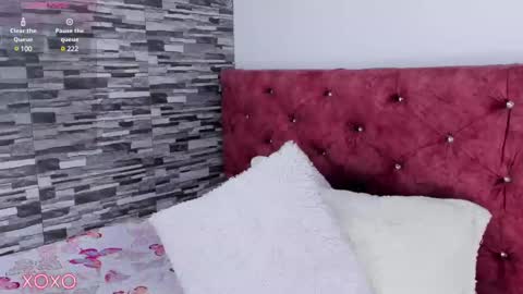 Snapshot of skyhotgirl chatting on February 12, 2:21 pm Sky online show from February 12, 2:21 pm