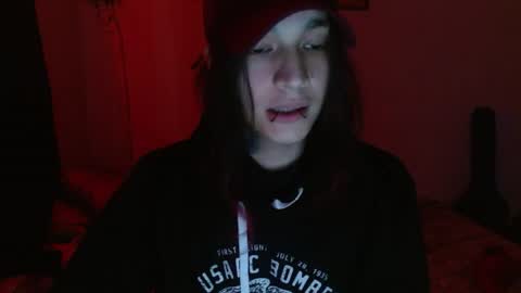 Snapshot of skykar chatting on June 9, 3:29 am reep online show from June 9, 3:29 am
