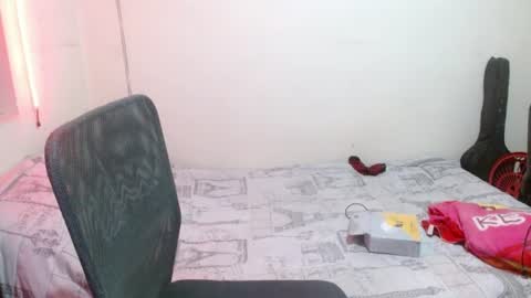 Snapshot of skykar chatting on June 11, 3:37 am reep online show from June 11, 3:37 am