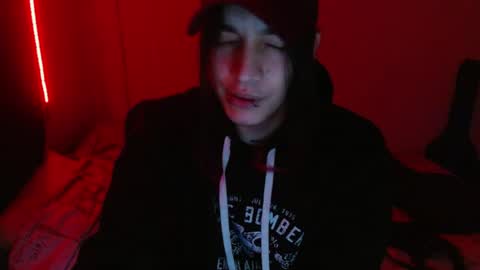 Snapshot of skykar chatting on July 1, 2:02 am reep online show from July 1, 2:02 am
