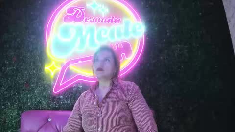 skylar__desire online show from October 20, 11:32 am