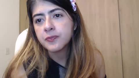 Skyler online show from January 3, 2:32 am