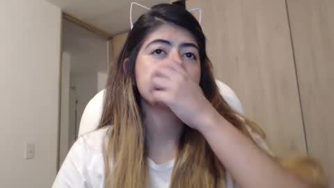 Skyler online show from January 13, 5:23 am