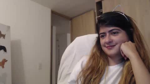 Skyler online show from January 28, 5:11 am