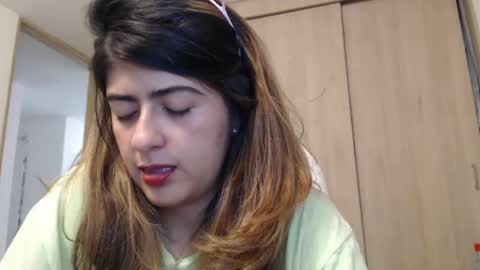 Skyler online show from February 14, 2:07 am