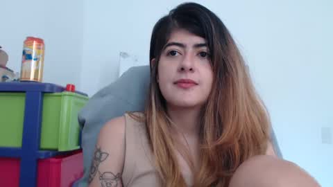 Skyler online show from February 19, 5:16 pm