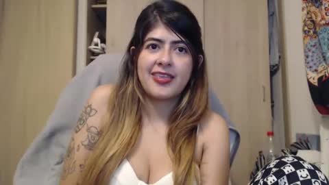 Skyler online show from February 22, 1:44 am