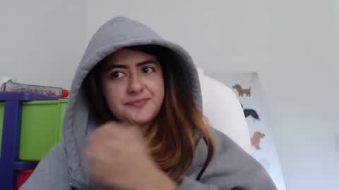 Skyler online show from February 25, 7:25 pm